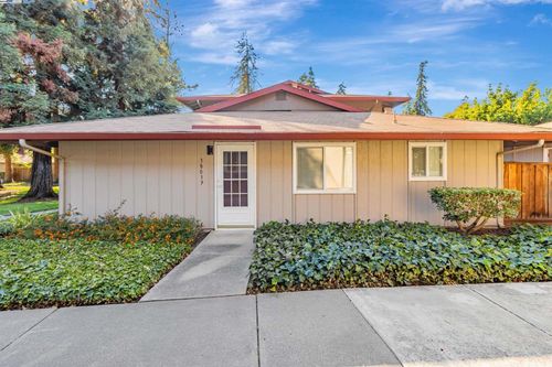 38039 Dundee Cmn, Fremont, CA, 94536 | Card Image