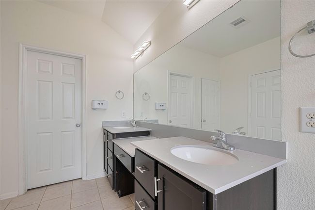 3215 Laurel Bend Ln, House other with 4 bedrooms, 3 bathrooms and 2 parking in Pearland TX | Image 25