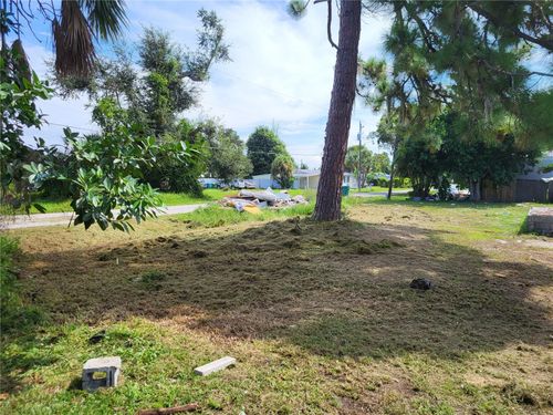 8329 Roosevelt St, ENGLEWOOD, FL, 34224-8810 | Card Image