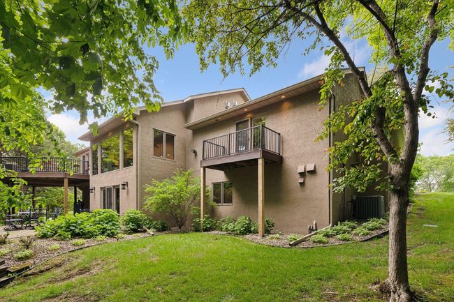 1405 W Farm Rd, House other with 5 bedrooms, 5 bathrooms and null parking in Chaska MN | Image 77