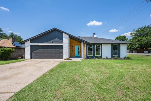 3900 Anewby Way, Fort Worth, TX, 76133-6806 | Card Image