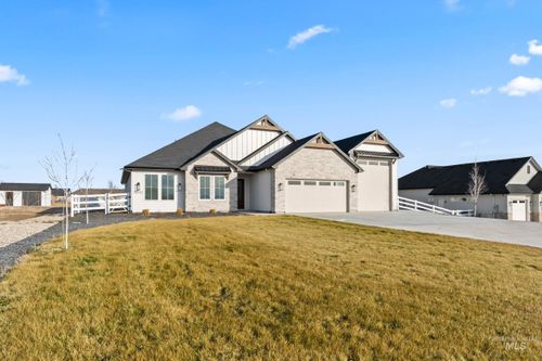 8835 Double Shot Hollow Ln, Middleton, ID, 83644 | Card Image