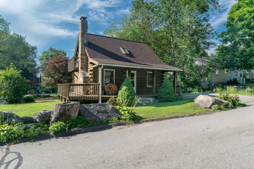 14 Barrie Rd, East Hampton, CT, 06424-1535 | Card Image