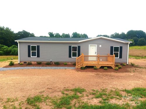 104 Advent Dr, Grover, NC, 28073-8558 | Card Image