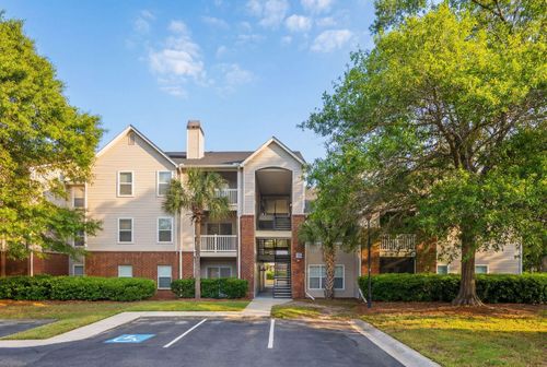 unit-1900r-2011 N Highway 17, Mount Pleasant, SC, 29466-6841 | Card Image