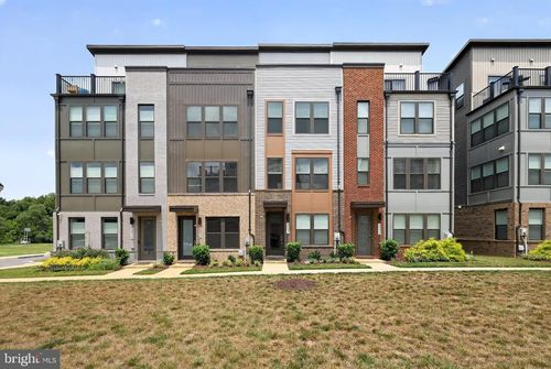 2554 Nicholson Street, HYATTSVILLE, MD, 20782 | Card Image