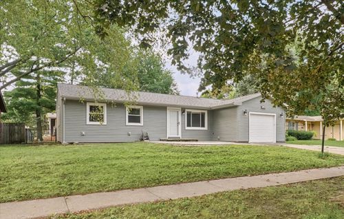 2105 Blackthorn Dr, Champaign, IL, 61821-6363 | Card Image