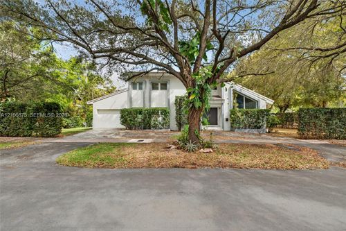 3231 Salzedo St, Coral Gables, FL, 33134 | Card Image