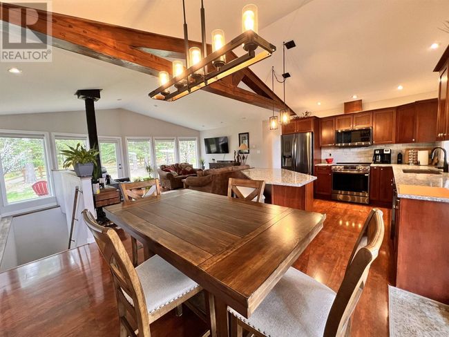 6284 Macabar Rd, House other with 4 bedrooms, 2 bathrooms and null parking in Lone Butte BC | Image 6