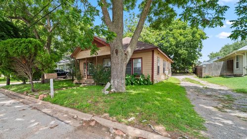 1409 Lauraine St, Brenham, TX, 77833-3276 | Card Image