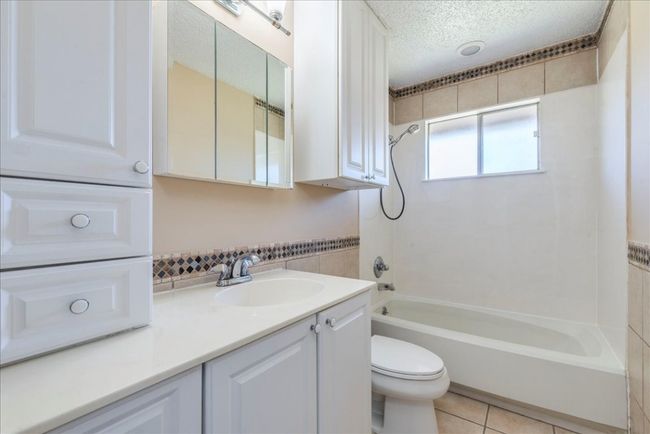 Full bathroom. | Image 21