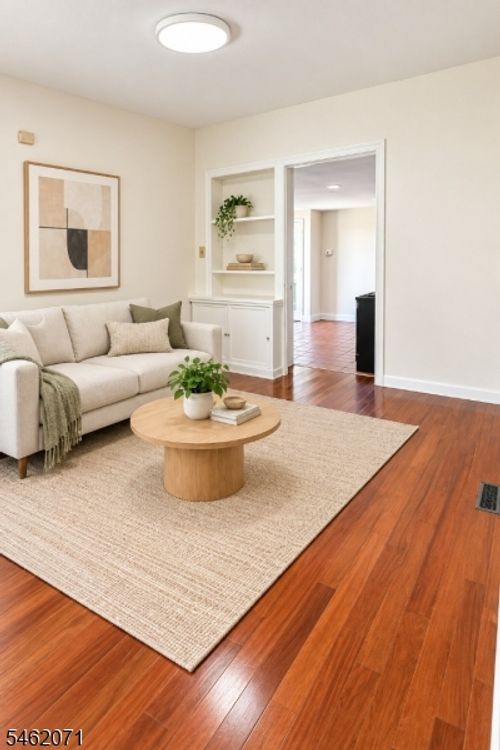 140 South St, Newark, NJ, 07114-2790 | Card Image