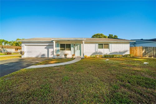 7831 Nw 46th Ct, Lauderhill, FL, 33351-5717 | Card Image