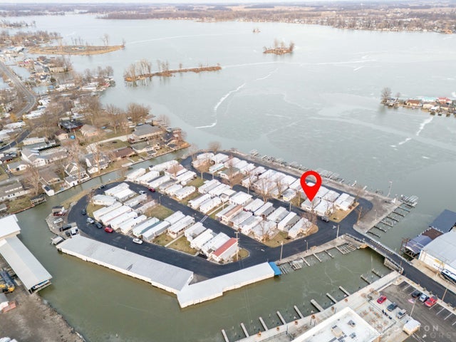 Residential in Russells Point 3