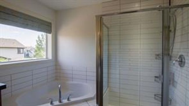 200 New Brighton Dr Se, House detached with 4 bedrooms, 3 bathrooms and 2 parking in Calgary AB | Image 23
