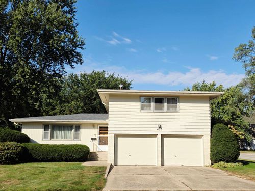 433 4th Ave W, Spencer, IA, 51301-3831 | Card Image
