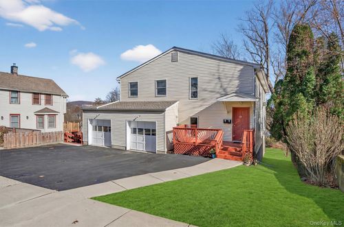 55 High St, Monroe, NY, 10950-3305 | Card Image