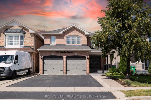132 Luella Cres, Brampton, ON, L7A3H8 | Card Image