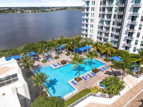 unit-425-300 S Australian Avenue, West Palm Beach, FL, 33401 | Card Image
