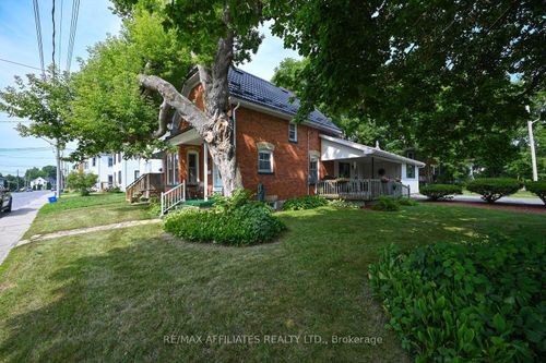74 William St E, Smiths Falls, ON, K7A1C7 | Card Image