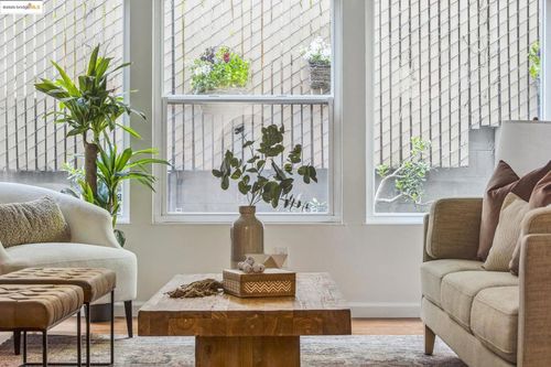 apt-107-22 Moss Ave, Oakland, CA, 94610-1347 | Card Image