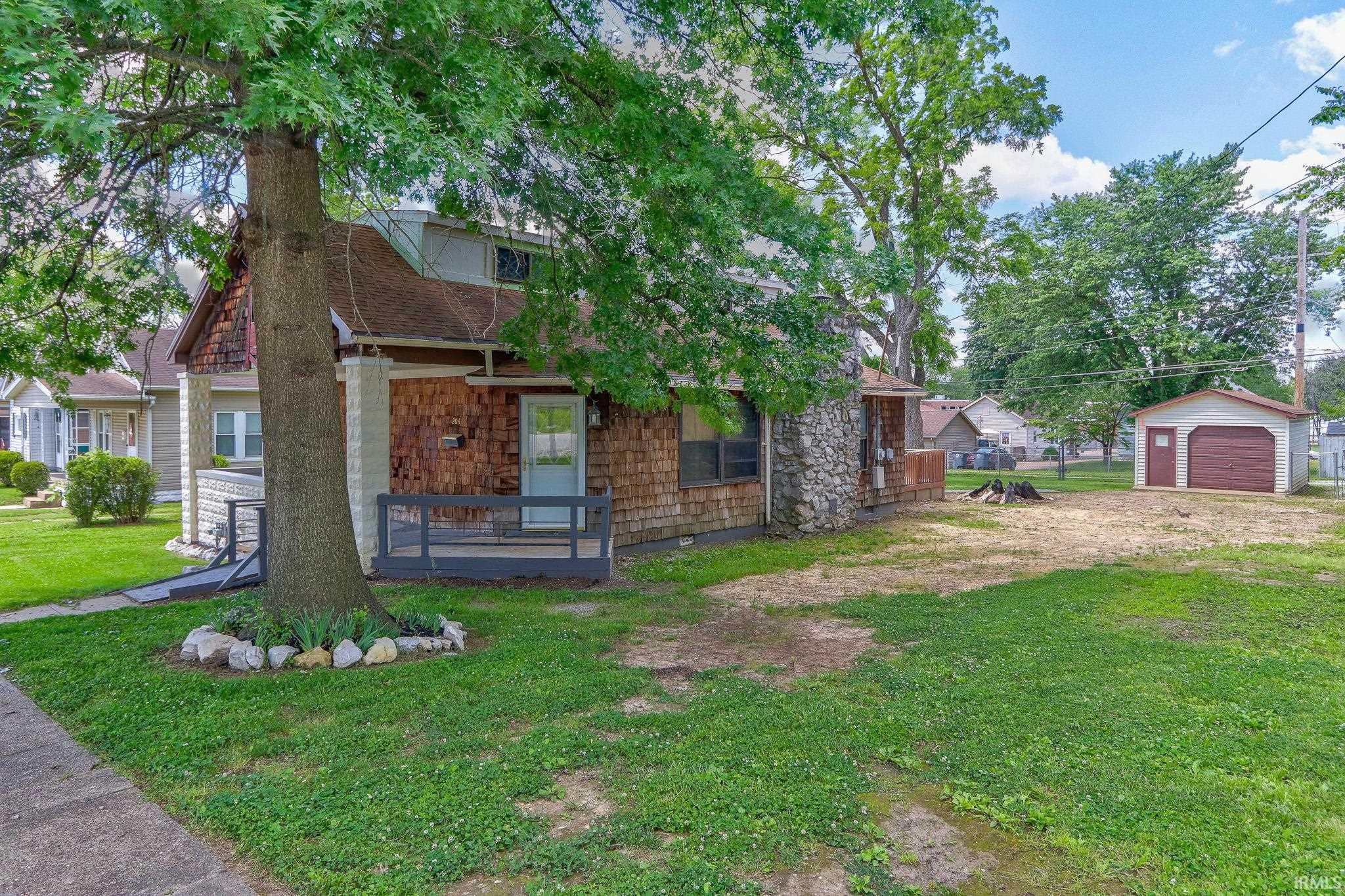 204 Althaus Avenue, For Sale in Evansville Zoocasa