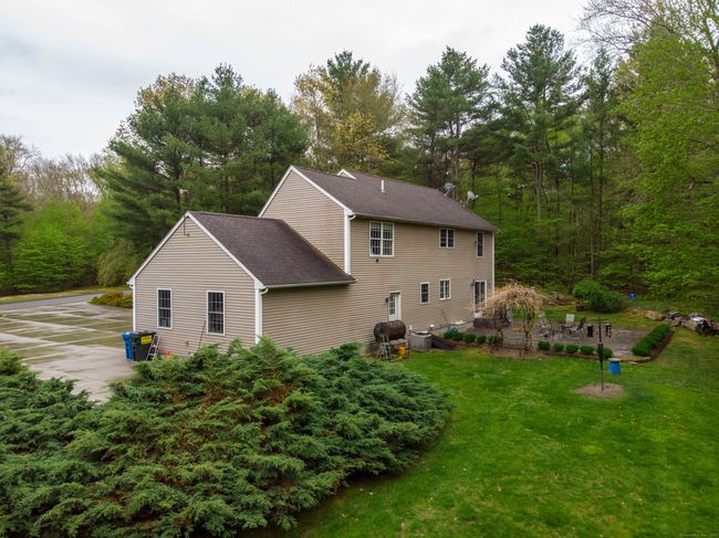 11 Pine Knolls Dr, House other with 3 bedrooms, 2 bathrooms and null parking in Killingly CT | Image 26