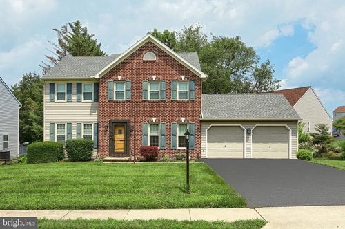 45 Buckingham Dr, Red Lion, PA, 17356-8940 | Card Image
