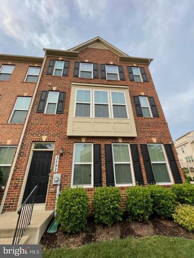 3592 Goswell Alley, Townhouse with 3 bedrooms, 2 bathrooms and null parking in WALDORF MD | Image 2