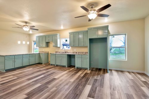 305 N Bois D Arc St, Savoy, TX, 75479-2605 | Card Image