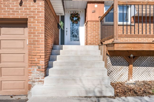 118 Charters Rd, House other with 5 bedrooms, 4 bathrooms and 2 parking in Brampton ON | Image 35