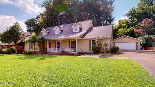 291 Fairfield Dr, Dyersburg, TN, 38024-5215 | Card Image