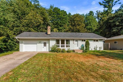 2040 S 2nd Avenue, WISCONSIN RAPIDS, WI, 54495 | Card Image
