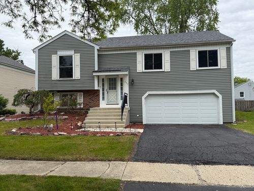 284 Hill Ave, Bartlett, IL, 60103-5018 | Card Image