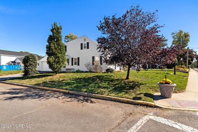 41 Wesley Street, House other with 3 bedrooms, 2 bathrooms and null parking in Monmouth Beach NJ | Image 3