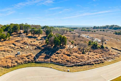 313 Eagle Basin Cir, Spicewood, TX, 78669-2278 | Card Image