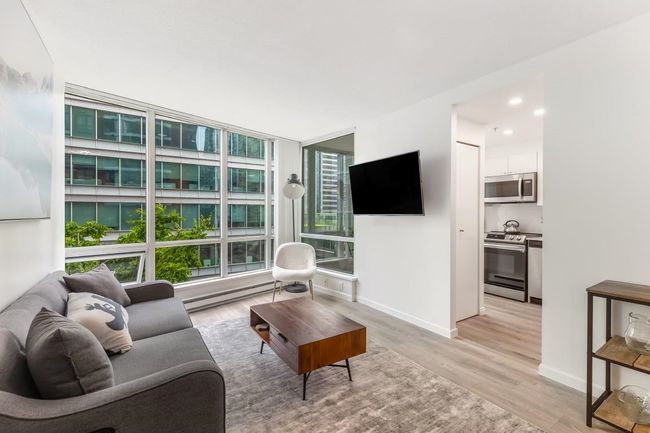 1008 - 1166 Melville Street, Condo with 1 bedrooms, 1 bathrooms and 1 parking in Vancouver BC | Image 6