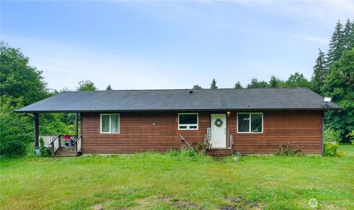 1904 N River Rd, Cosmopolis, WA, 98537-9720 | Card Image