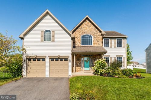 205 E Clearview Dr, Reading, PA, 19608-9569 | Card Image