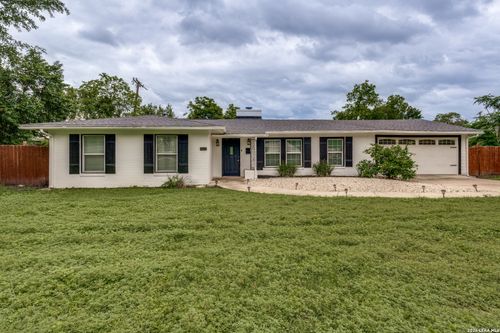 260 Wyanoke Dr, San Antonio, TX, 78209-6433 | Card Image