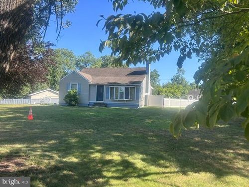 6279 Hulmeville Rd, BENSALEM, PA, 19020-2452 | Card Image