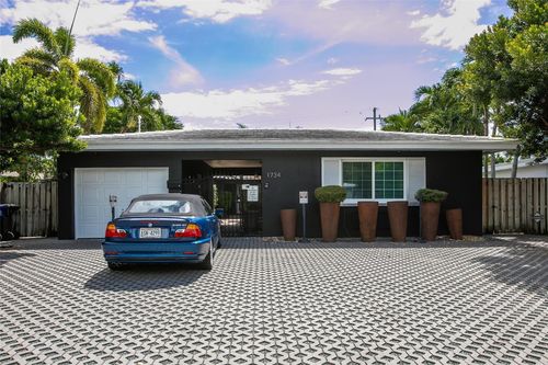 2-1734 Ne 20th Ave, Fort Lauderdale, FL, 33305-2581 | Card Image