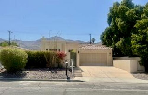 54325 Avenida Carranza, La Quinta, CA, 92253-3691 | Card Image