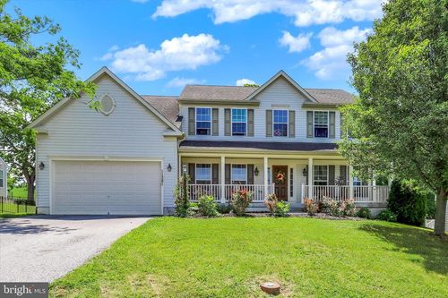 11381 Buhrman Dr E, WAYNESBORO, PA, 17268-8249 | Card Image