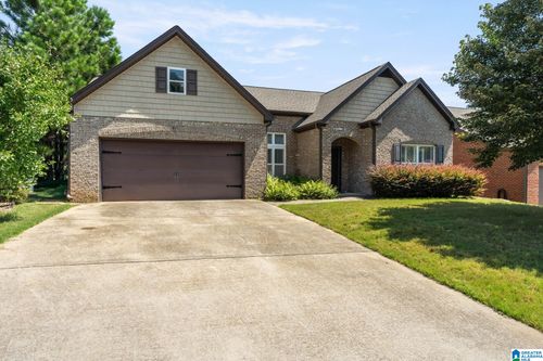 915 Valley Cir, LEEDS, AL, 35094-2404 | Card Image