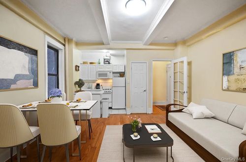 1d-17 W 64th St, New York, NY, 10023-6709 | Card Image
