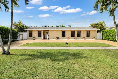 19100 Sw 125th Ave, Miami, FL, 33177-3823 | Card Image