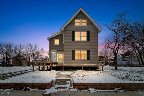 814 Plymouth Ct Nw, Canton, OH, 44703-2439 | Card Image