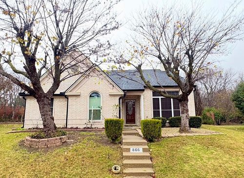 866 Sonora Ln, Grand Prairie, TX, 75052-3132 | Card Image