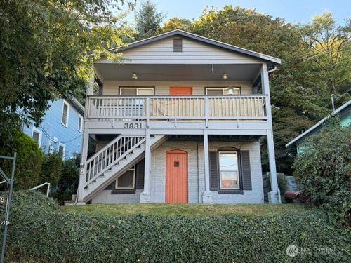 3831 17th Avenue Sw, Seattle, WA, 98106 | Card Image